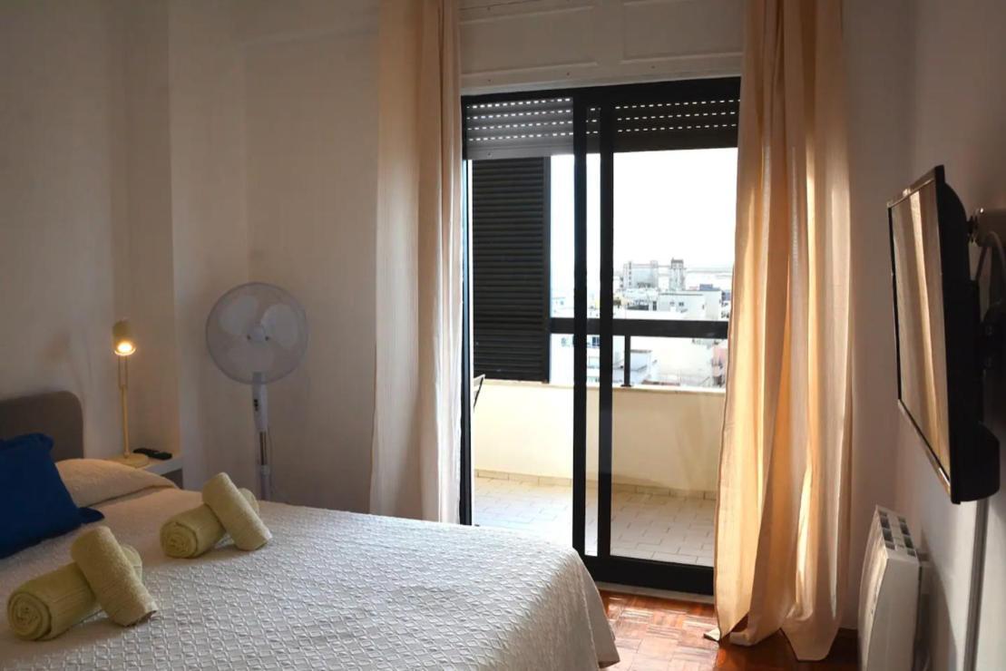 Blife Chelsya Private Rooms Faro Exterior photo